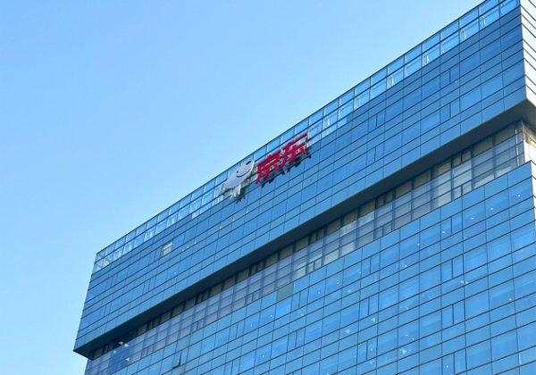 申银优配 刘强东挂帅京东AI研究院，开启全球招募！京东Agent“军团”能否后发制人？